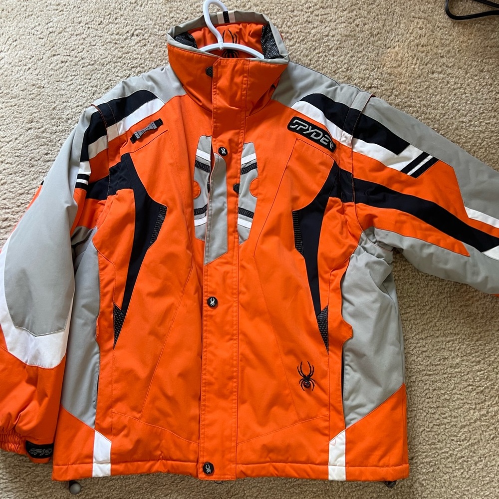 Orange and black 2 in 1 Spyder vest and winter/ski coat. Men’s L